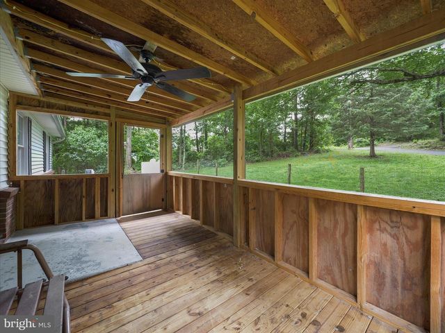 1181 APPLE ORCHARD CIR, Berkeley Springs, WV 25411