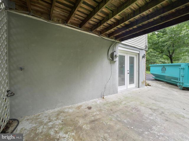 1181 APPLE ORCHARD CIR, Berkeley Springs, WV 25411