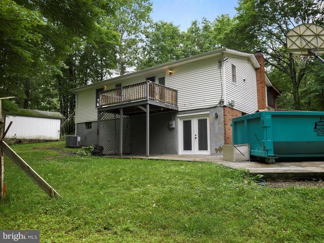 1181 APPLE ORCHARD CIR, Berkeley Springs, WV 25411