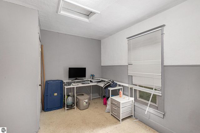 414 Wright Street, Cadillac, MI 49601