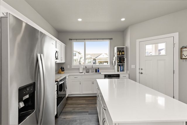 616 NE Pearl Drive, Ankeny, IA 50021