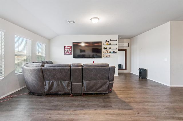 503 SE 5th Street, Newcastle, OK 73065