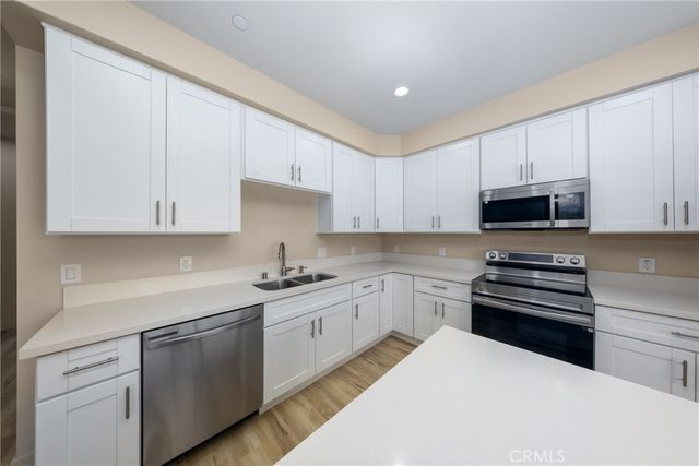 8183 Amerena Way, Fontana, CA 92335