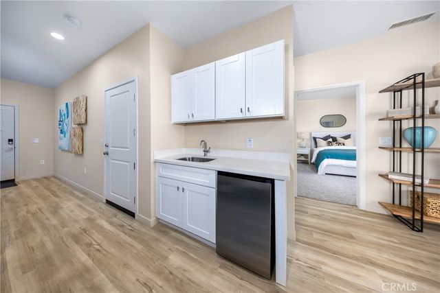 8183 Amerena Way, Fontana, CA 92335