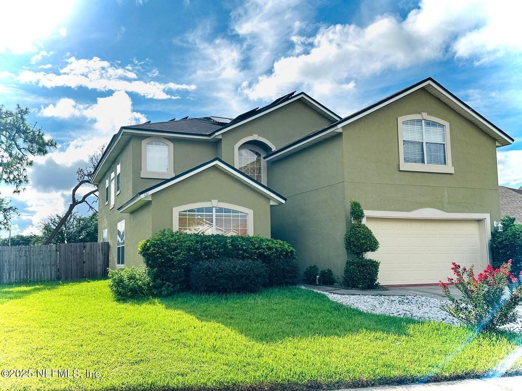 351 SUMMIT Drive, Orange Park, FL 32073