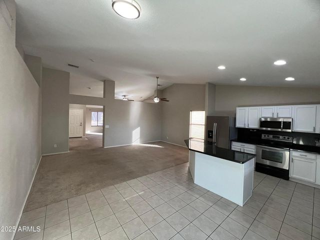 13709 W Cottonwood Street, Surprise, AZ 85374