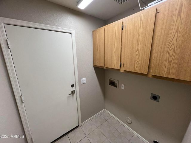 13709 W Cottonwood Street, Surprise, AZ 85374