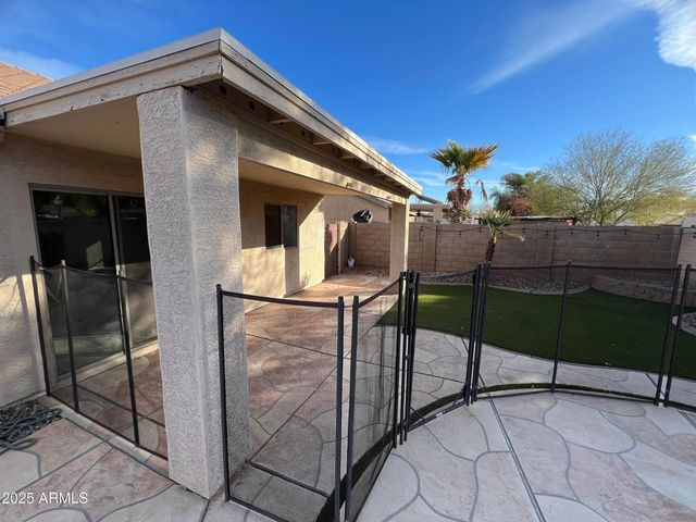 13709 W Cottonwood Street, Surprise, AZ 85374