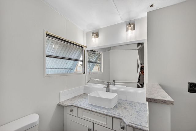 8420 SE Eagle Avenue, Hobe Sound, FL 33455