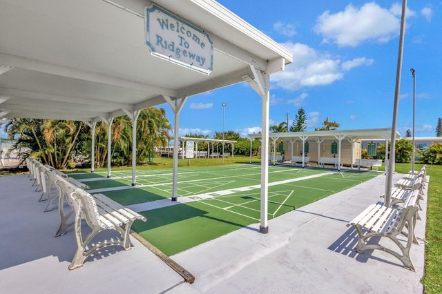 8420 SE Eagle Avenue, Hobe Sound, FL 33455