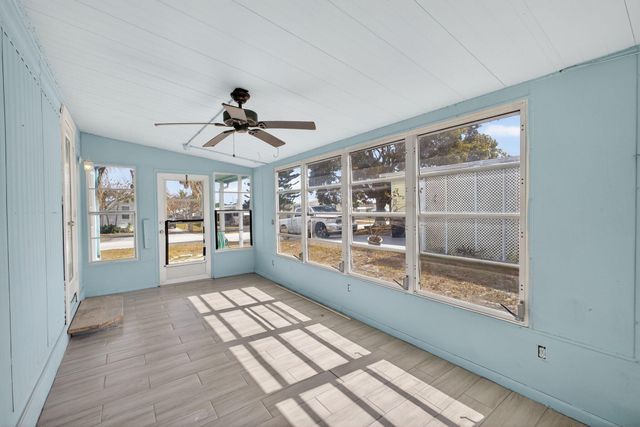 8420 SE Eagle Avenue, Hobe Sound, FL 33455