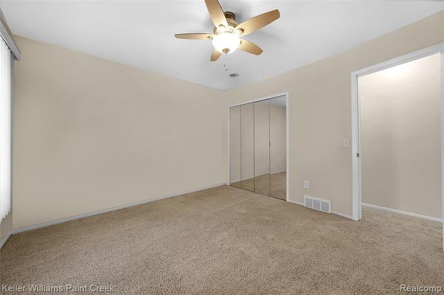 809 Corners Court 23, Lake Orion, MI 48362
