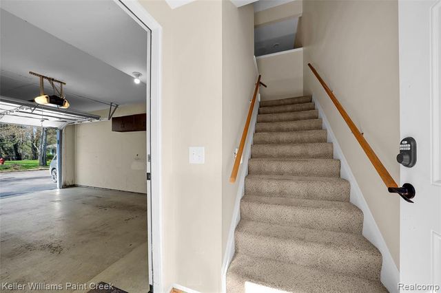 809 Corners Court 23, Lake Orion, MI 48362