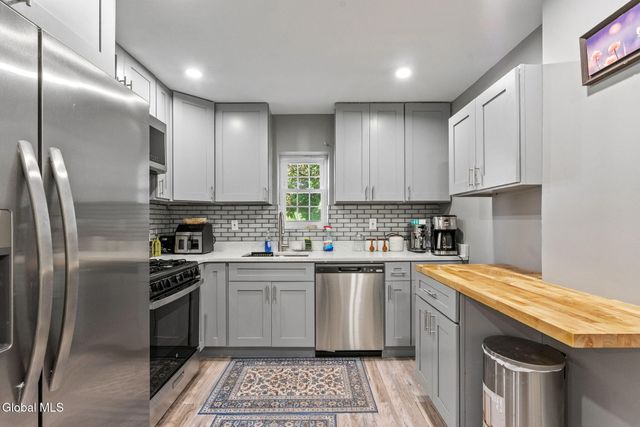 169 Hoosick Street, Troy, NY 12180
