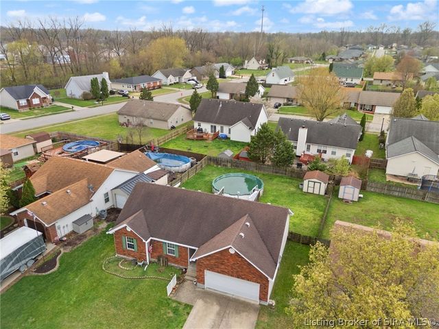 906 Presidential Place, Jeffersonville, IN 47130