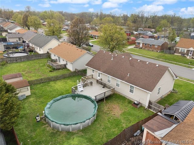 906 Presidential Place, Jeffersonville, IN 47130