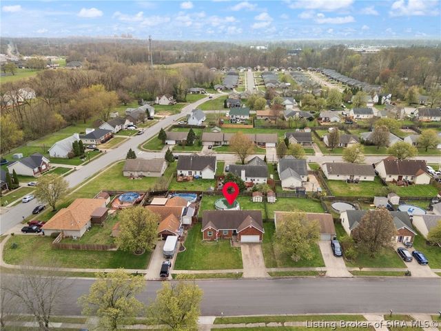 906 Presidential Place, Jeffersonville, IN 47130