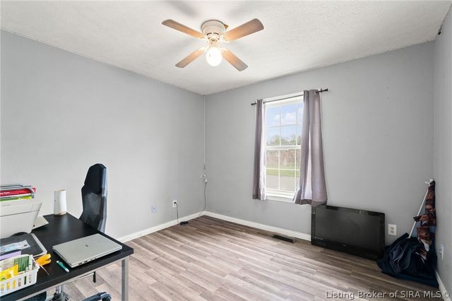 906 Presidential Place, Jeffersonville, IN 47130