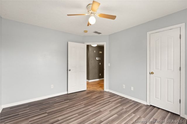 906 Presidential Place, Jeffersonville, IN 47130