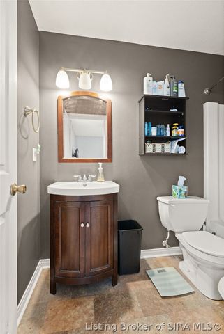 906 Presidential Place, Jeffersonville, IN 47130