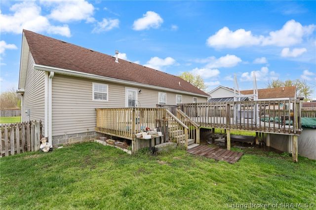 906 Presidential Place, Jeffersonville, IN 47130