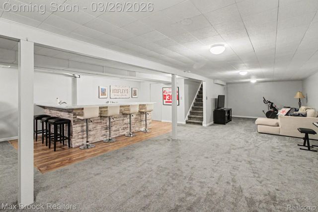 2261 Avondale Street, Sylvan Lake, MI 48320