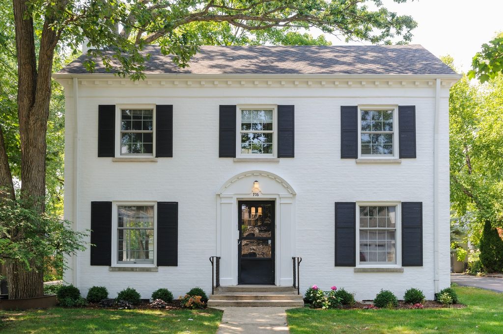 706 Juniper Road, Glenview, IL 60025