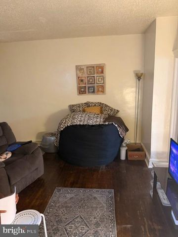 6907 N BROAD ST, Philadelphia, PA 19126