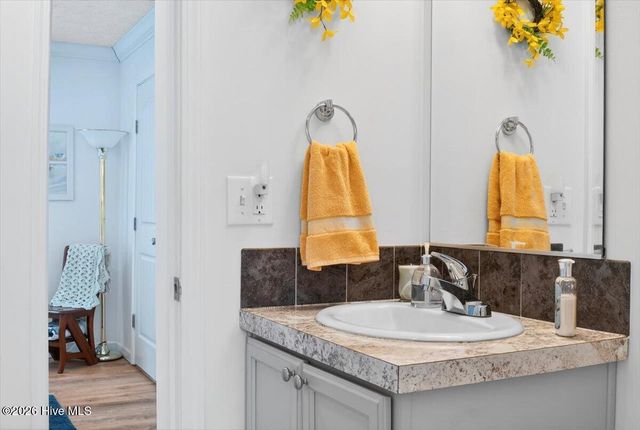 1036 Palm Court SW, Calabash, NC 28467