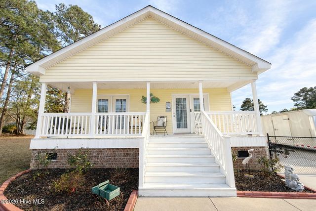 1036 Palm Court SW, Calabash, NC 28467