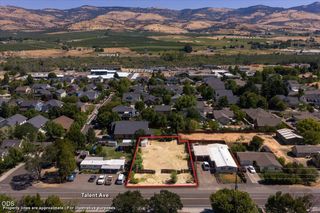1019 Talent Avenue, Talent, OR 97540