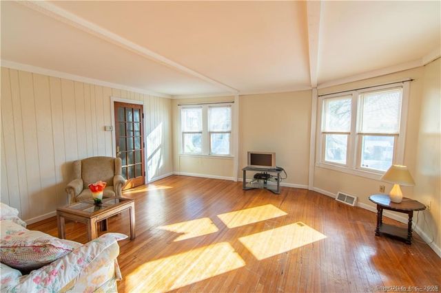 246 Old Stratfield Road, Fairfield, CT 06825
