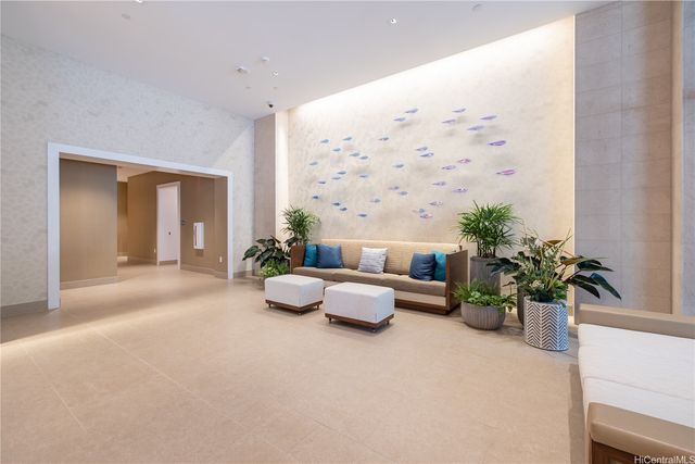 629 Keeaumoku Street 3903, Honolulu, HI 96814