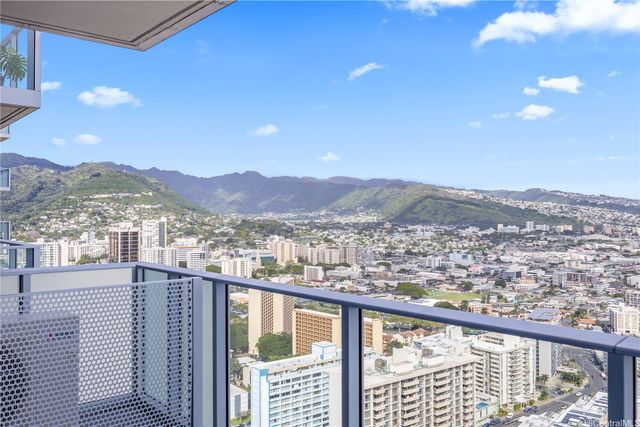 629 Keeaumoku Street 3903, Honolulu, HI 96814