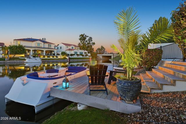 2318 W SUNRISE Place, Chandler, AZ 85248