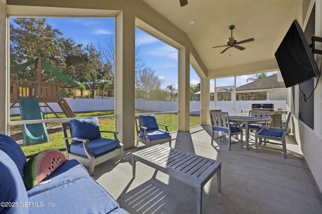 325 HOWLAND Drive, Ponte Vedra, FL 32081