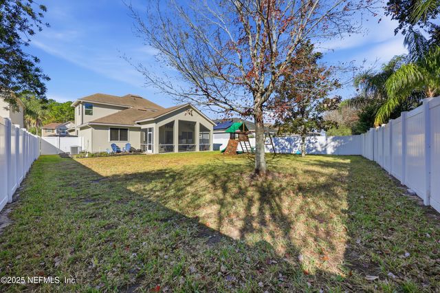 325 HOWLAND Drive, Ponte Vedra, FL 32081