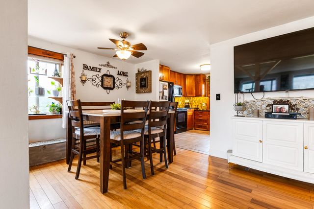 15 Pendleton Lane, Londonderry, NH 03053