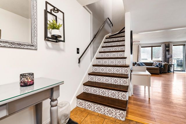 15 Pendleton Lane, Londonderry, NH 03053