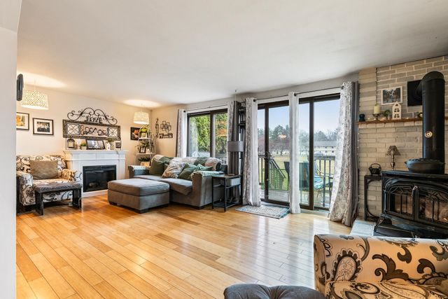 15 Pendleton Lane, Londonderry, NH 03053