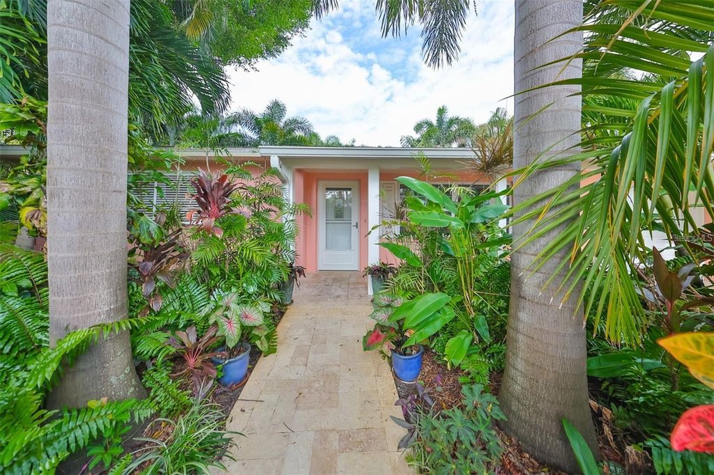 5934 115TH LANE, Seminole, FL 33772