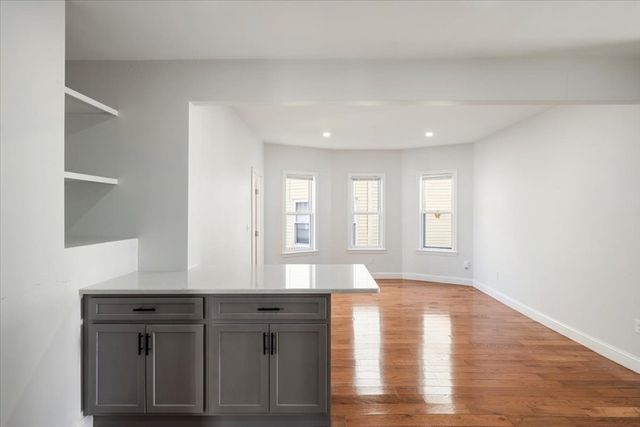 15 Porter St, Everett, MA 02149