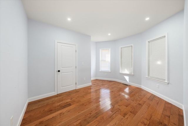 15 Porter St, Everett, MA 02149