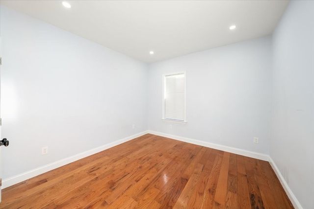 15 Porter St, Everett, MA 02149