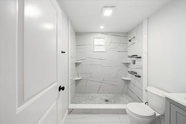 15 Porter St, Everett, MA 02149