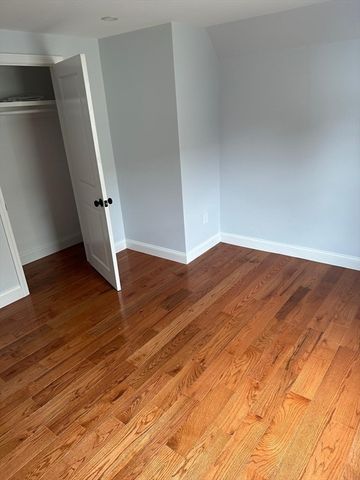 15 Porter St, Everett, MA 02149