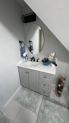 15 Porter St, Everett, MA 02149