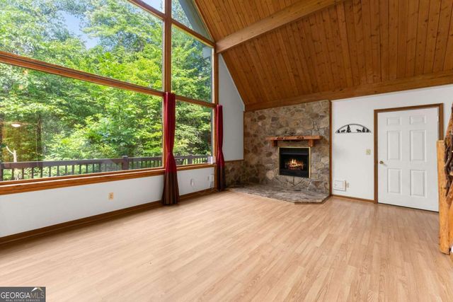 318 Horseshoe Lane, Dahlonega, GA 30533