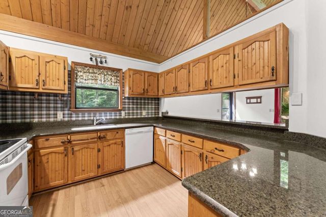 318 Horseshoe Lane, Dahlonega, GA 30533