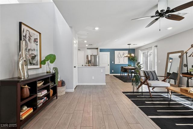 1141 Glistening Acres Avenue, North Las Vegas, NV 89086